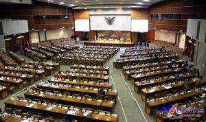 ilustrsi-rapat-paripurna-dpr-lintas-sumut