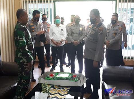 Foto : Kapolres Binjai, AKBP Romadhoni sambangi Markas Kodim 0203/Langkat