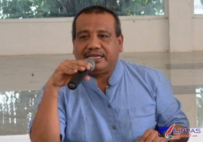 Foto : Ketua PWI Sumatra Utara (Sumut) H. Hermansjah angkat bicara tentang pembakaran rumah wartawan beserta keluarganya juga menjadi sasaran para pelaku mafia judi di Binjai.